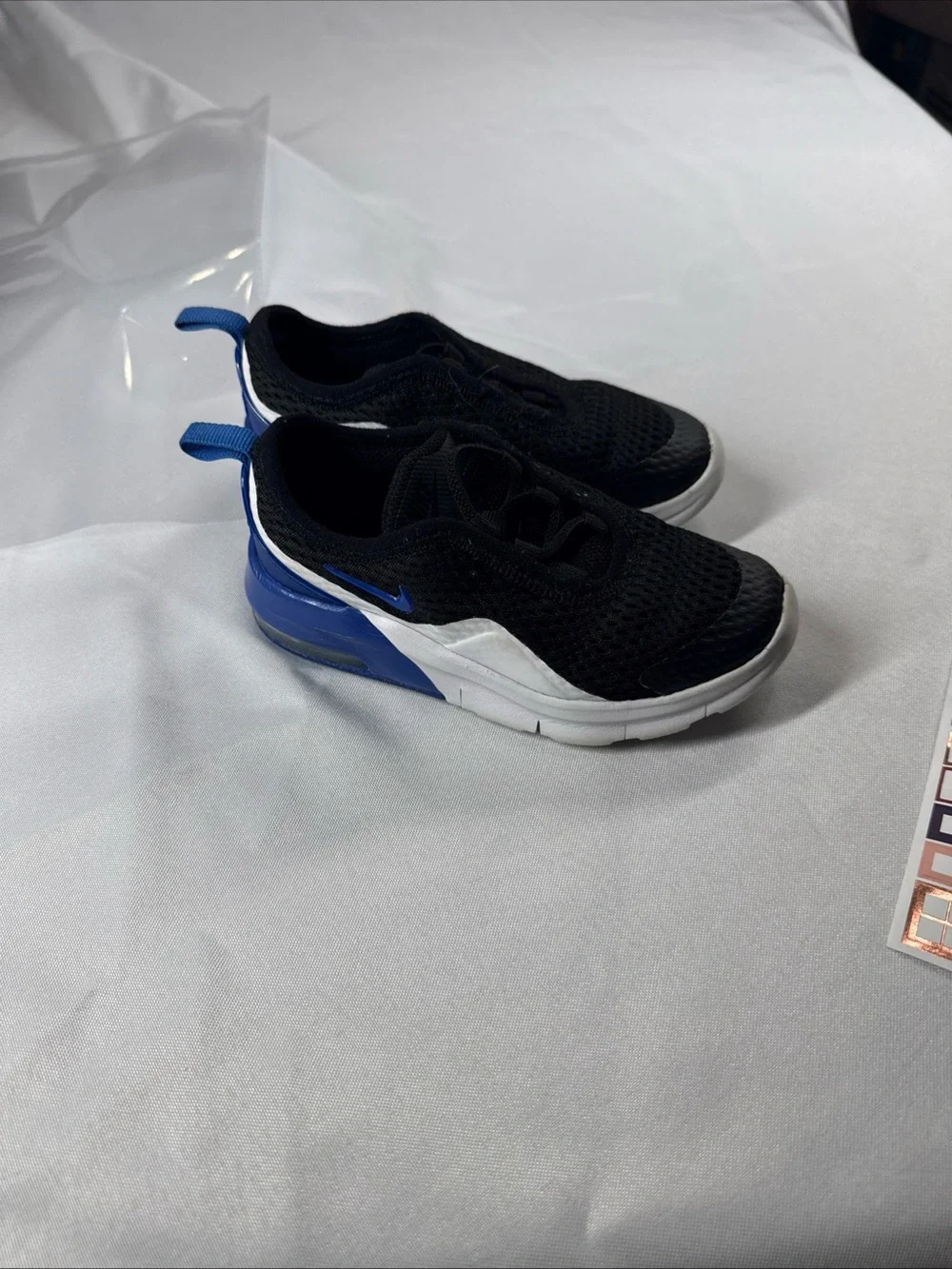 Nike Kids Black and Blue Slip-On Sneakers with White Midsole Size 9C - Picture 11 of 11